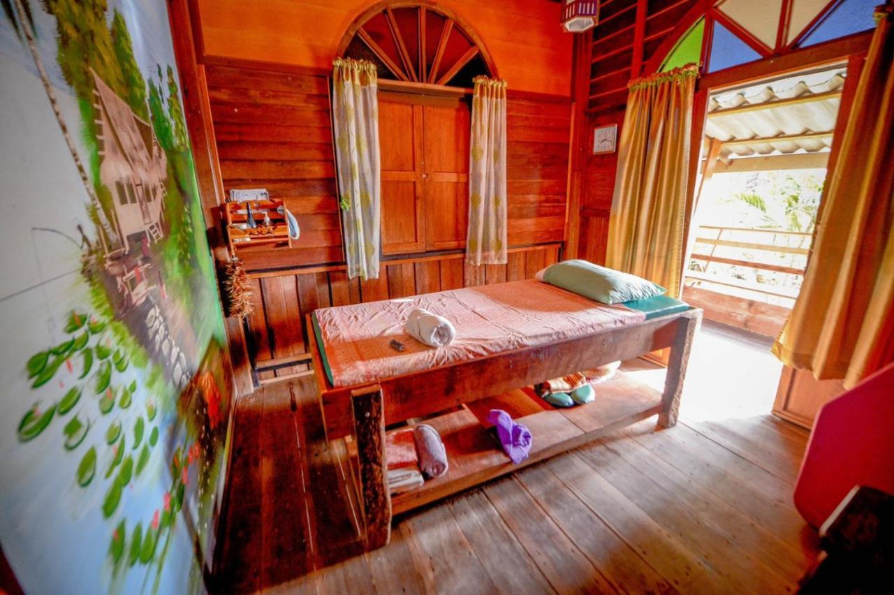 Mrk Resort & Massage Lop Buri Eksteriør billede