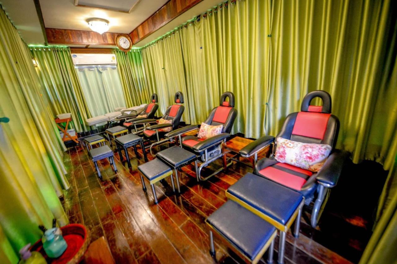 Mrk Resort & Massage Lop Buri Eksteriør billede