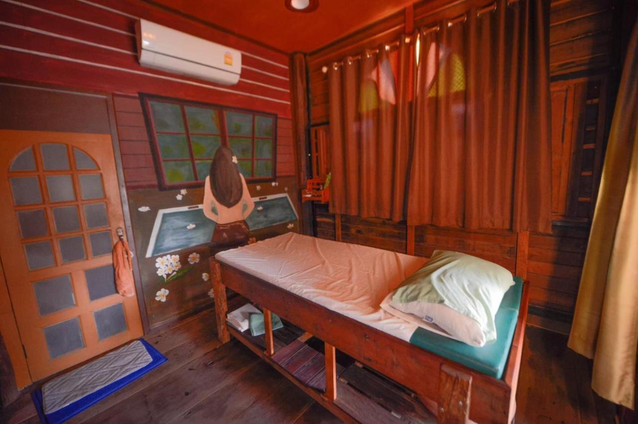 Mrk Resort & Massage Lop Buri Eksteriør billede
