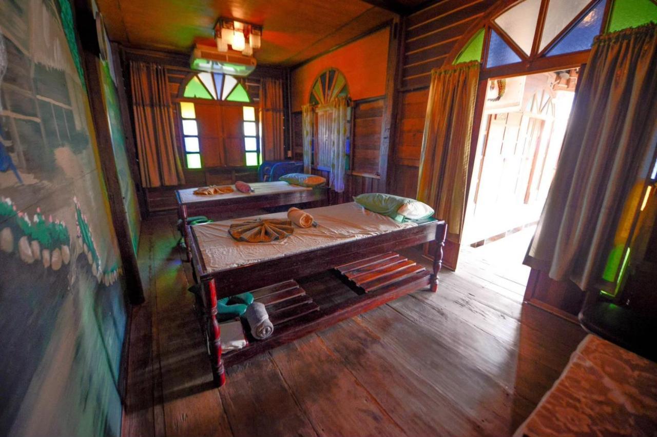 Mrk Resort & Massage Lop Buri Eksteriør billede