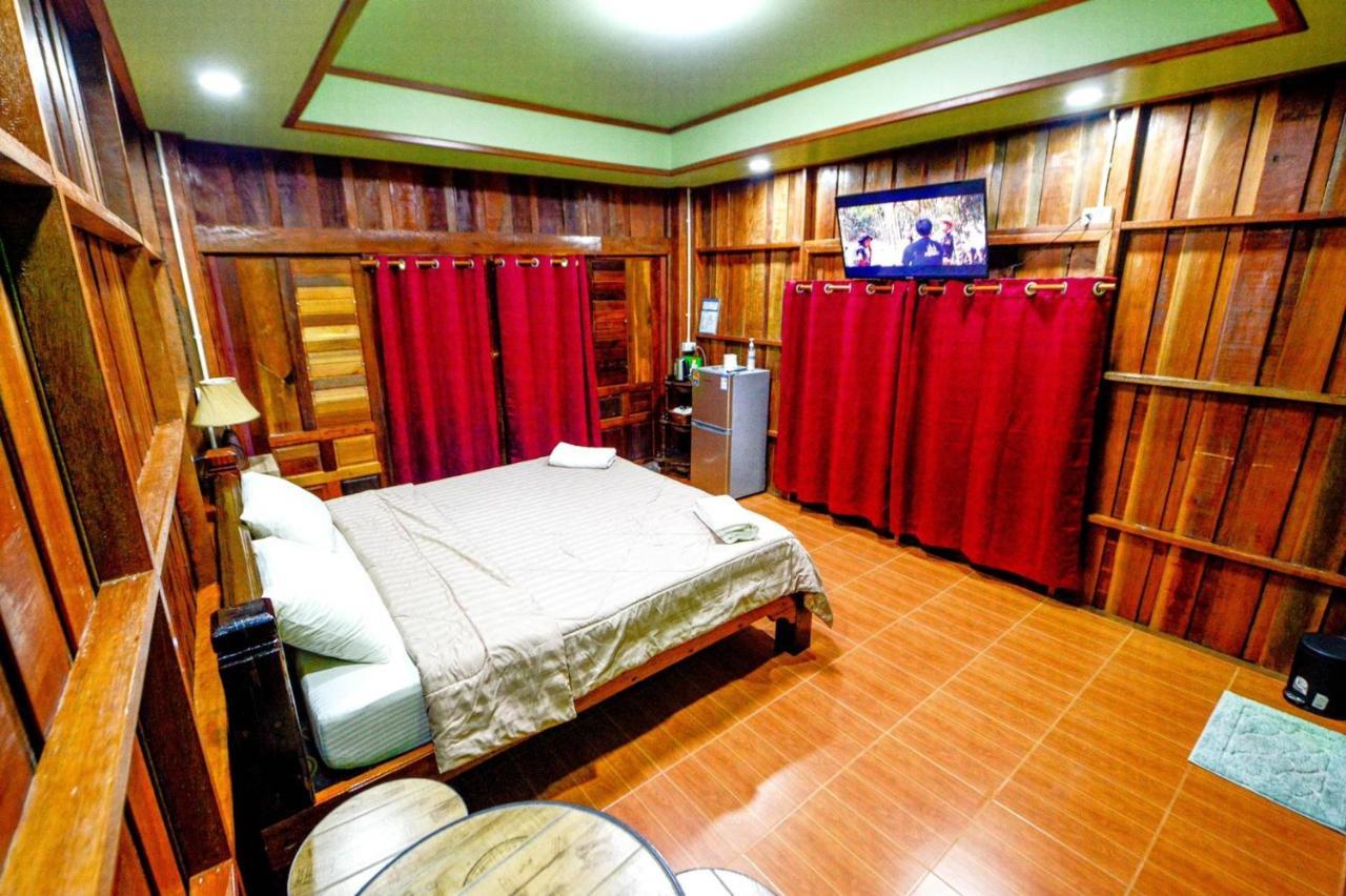 Mrk Resort & Massage Lop Buri Eksteriør billede