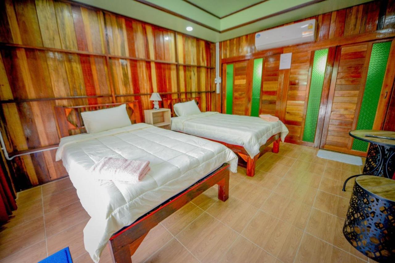 Mrk Resort & Massage Lop Buri Eksteriør billede