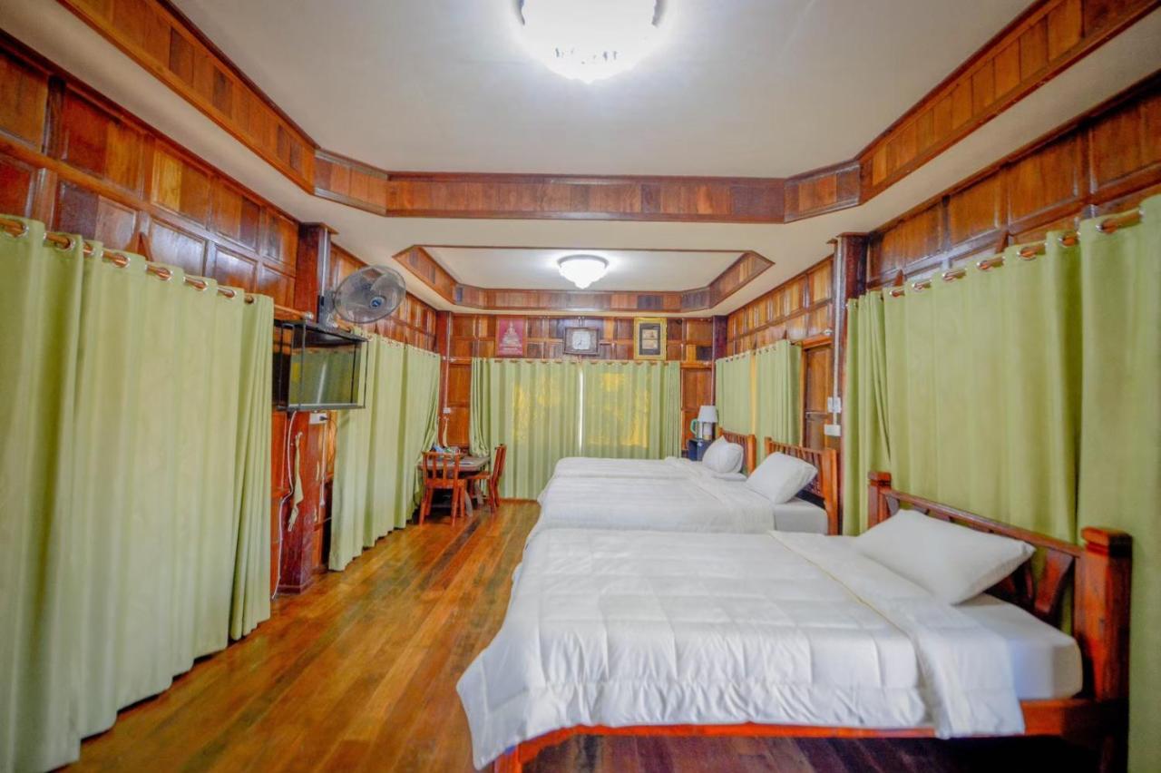Mrk Resort & Massage Lop Buri Eksteriør billede