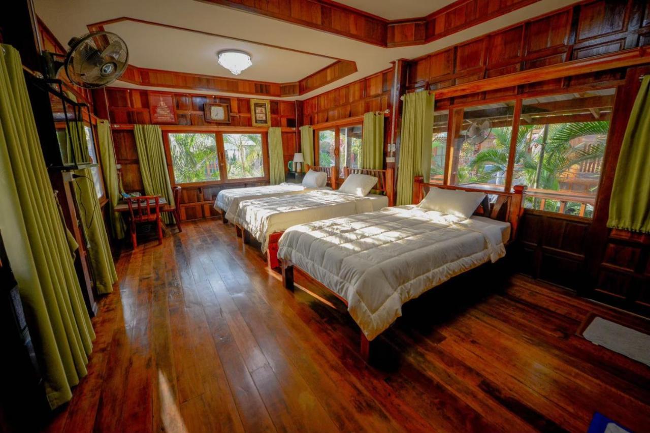 Mrk Resort & Massage Lop Buri Eksteriør billede